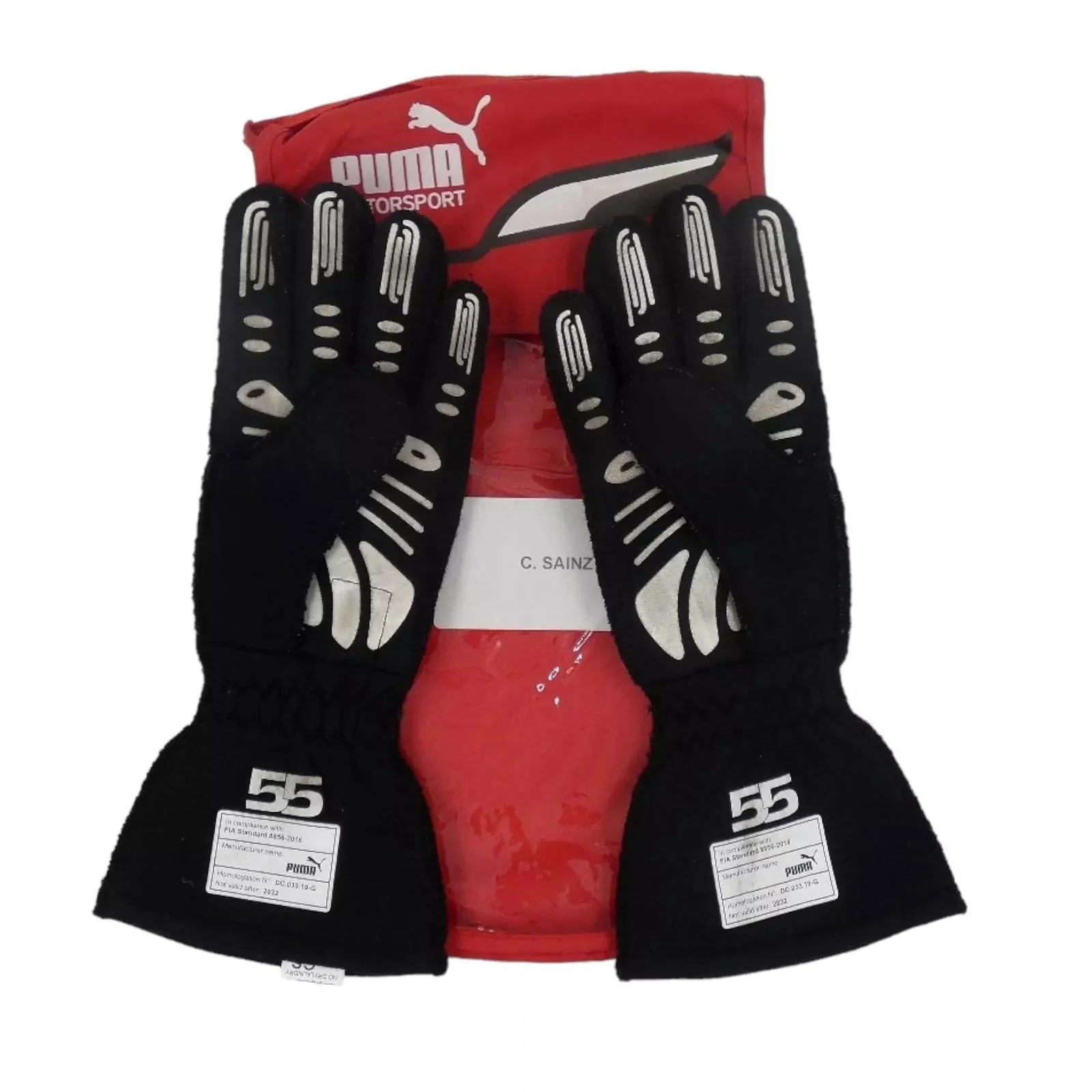 2022 Carlos Sainz Ferrari race gloves - Image 2