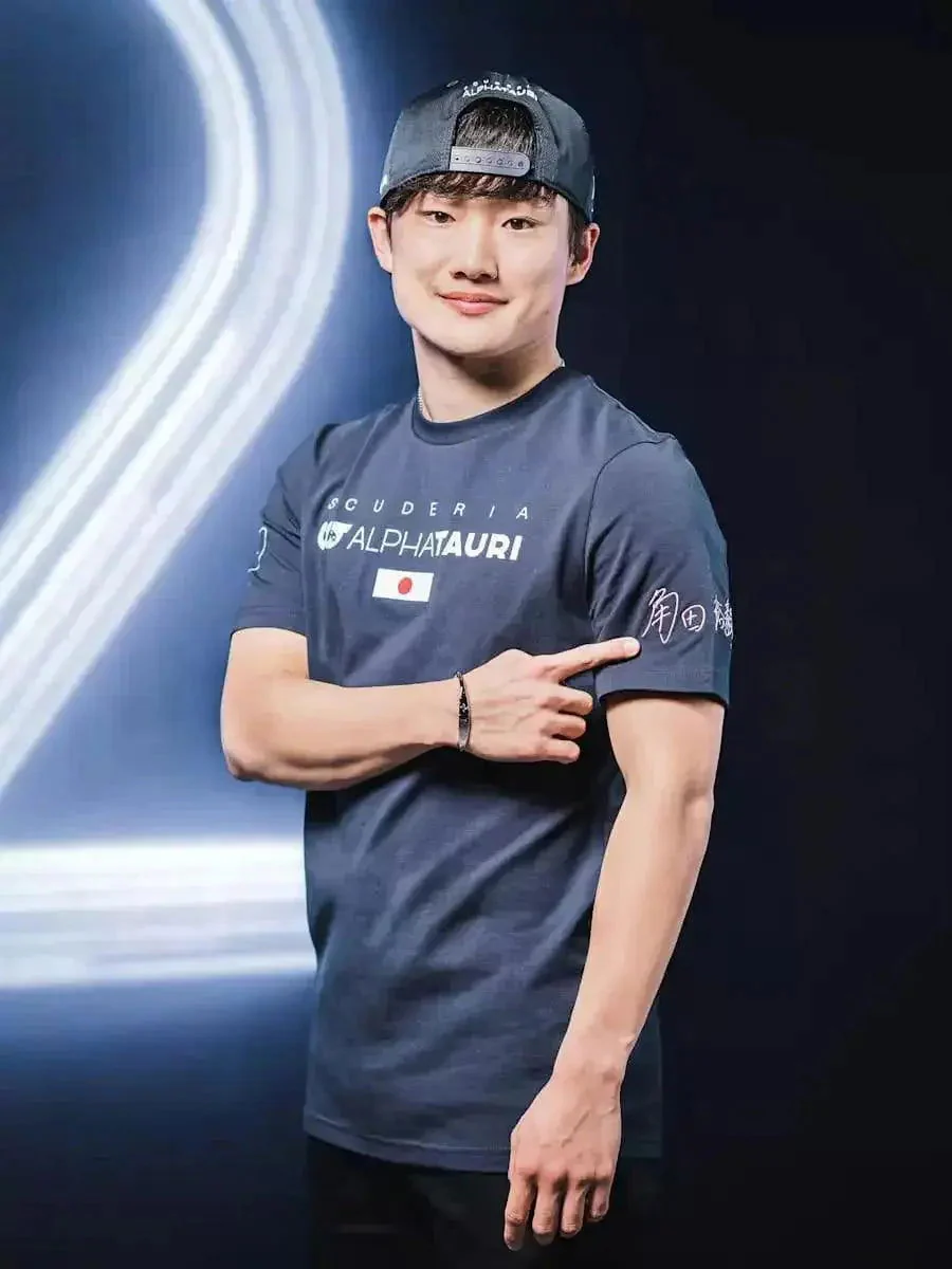 MEN Yuki Tsunoda Driver T-Shirt - Image 6