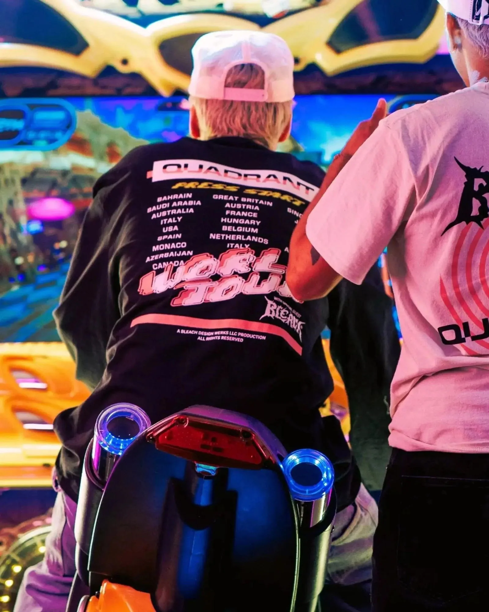 WORLD TOUR BLACK LS TEE - Image 5